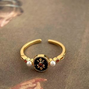 Vintage Literary 14K Black Ring