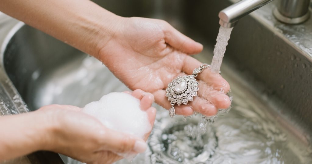 how to clean silver jewelry at home